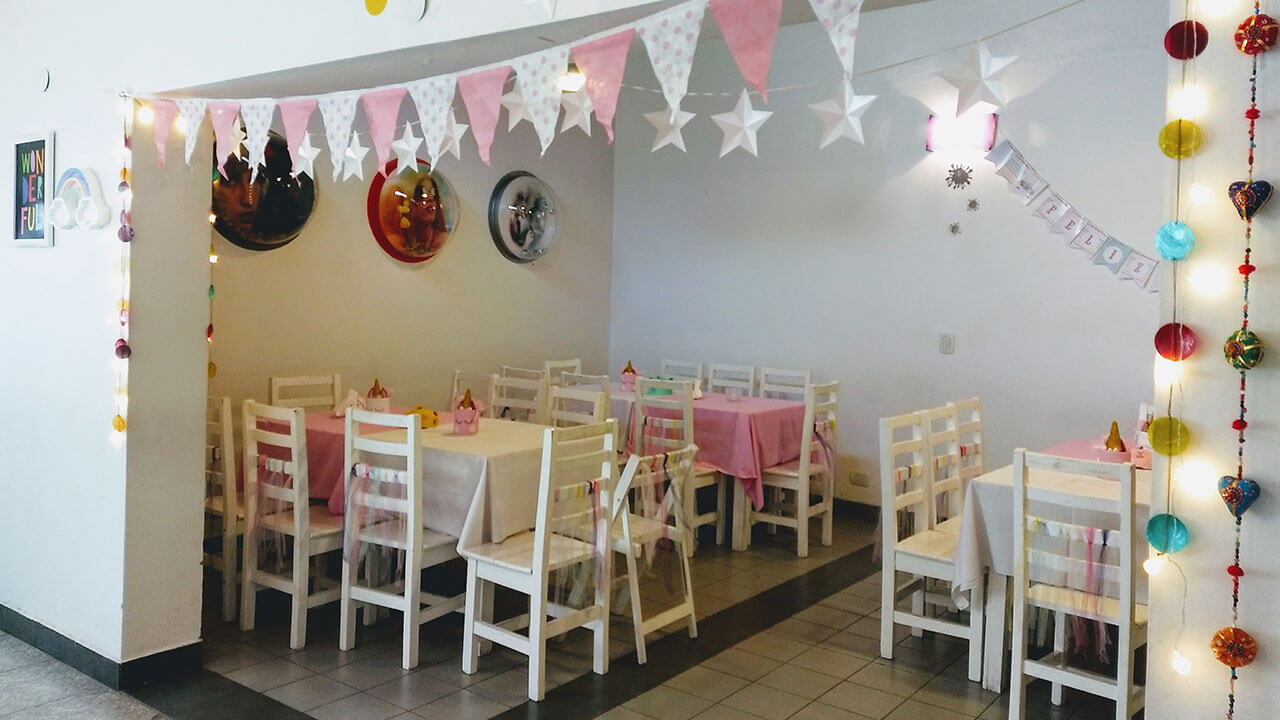 Salón para fiestas, eventos y cumpleaños en Nuñez | Saltimbanqui Eventos